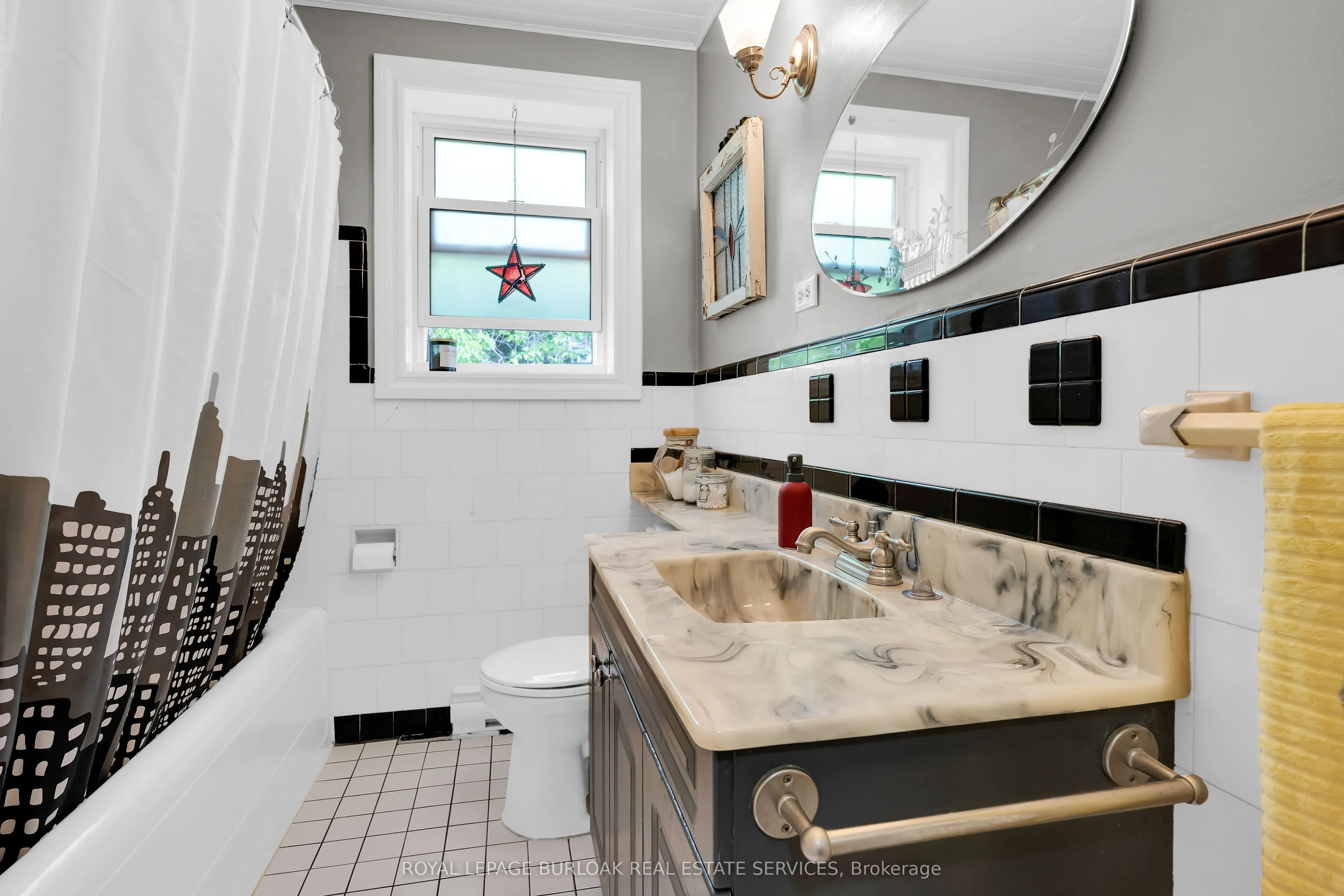 1351 Lakeshore Road, #16
