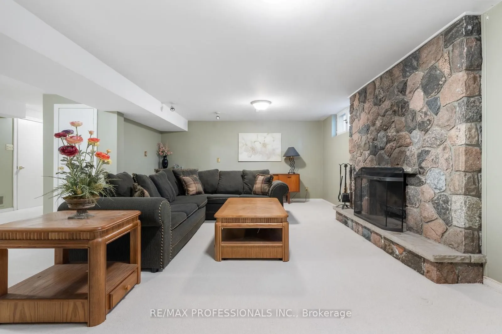 15 Warrender Avenue