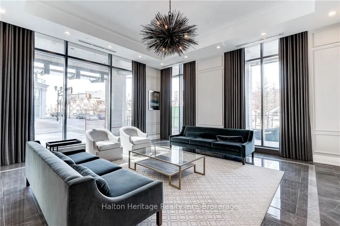2060 Lakeshore Road, #1004