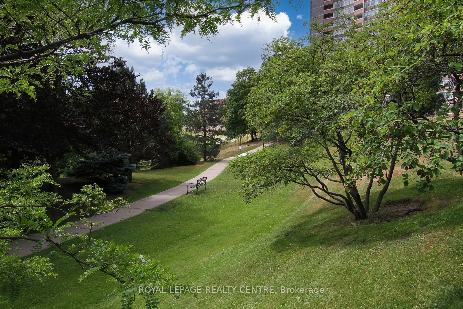3100 Kirwin Avenue, #701