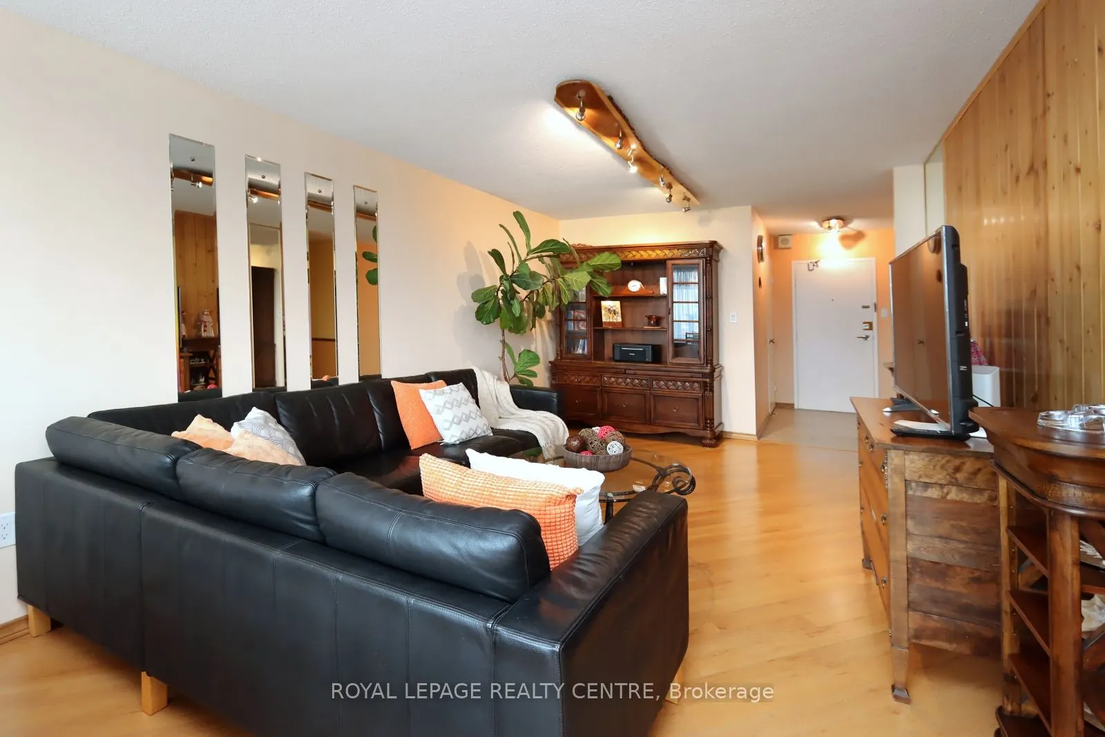 3100 Kirwin Avenue, #701