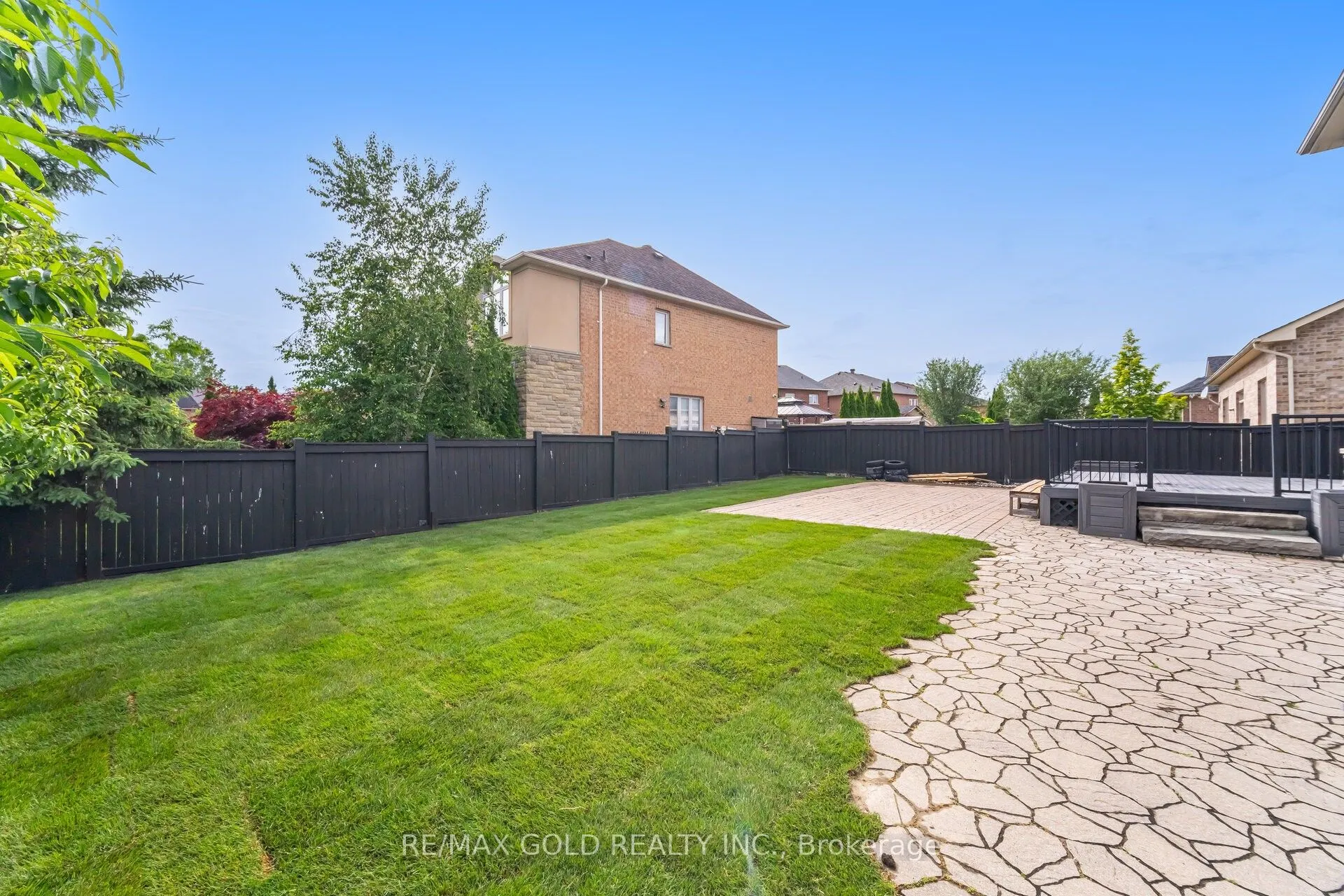 2 Belleville Drive