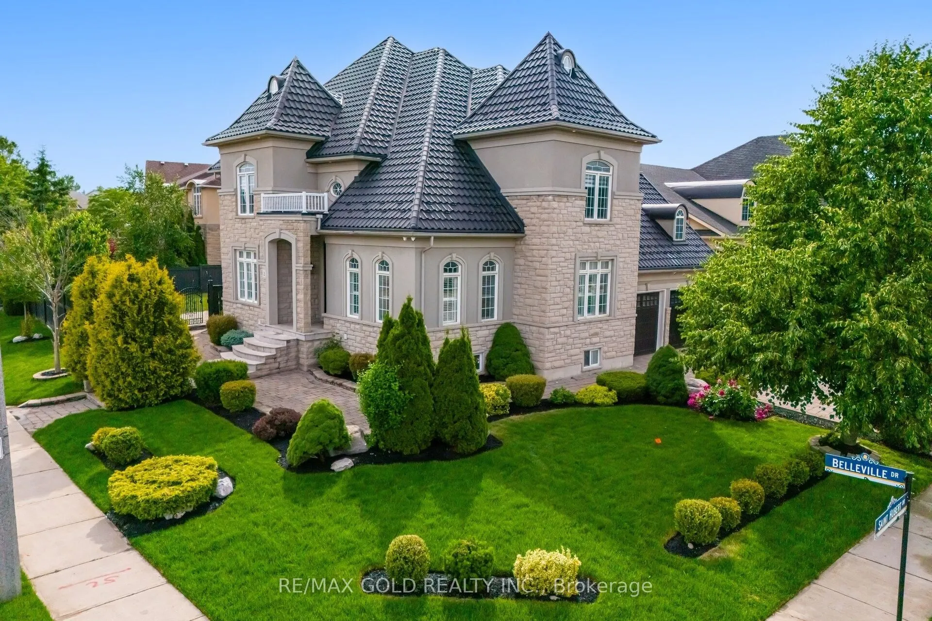 2 Belleville Drive