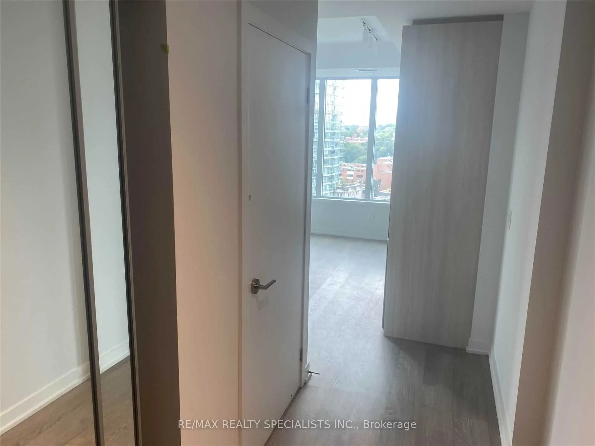 1926 LAKESHORE Boulevard, #1215