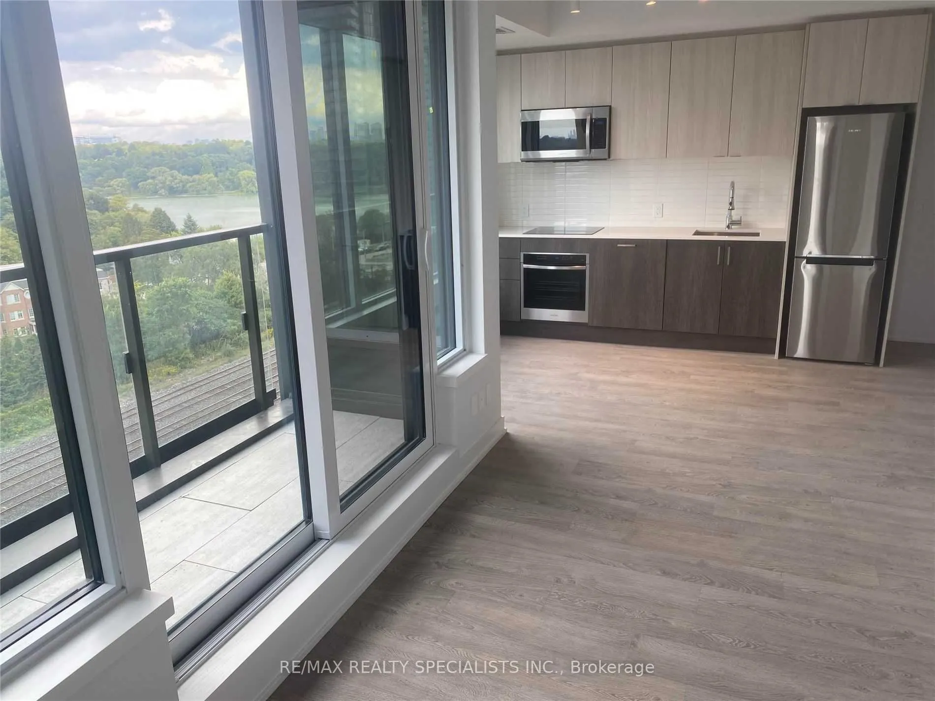 1926 LAKESHORE Boulevard, #1215