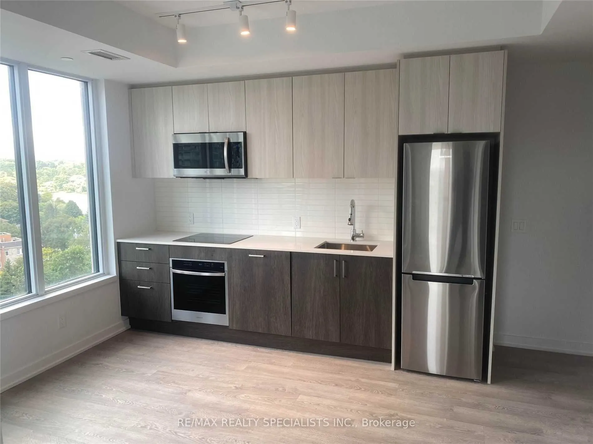 1926 LAKESHORE Boulevard, #1215
