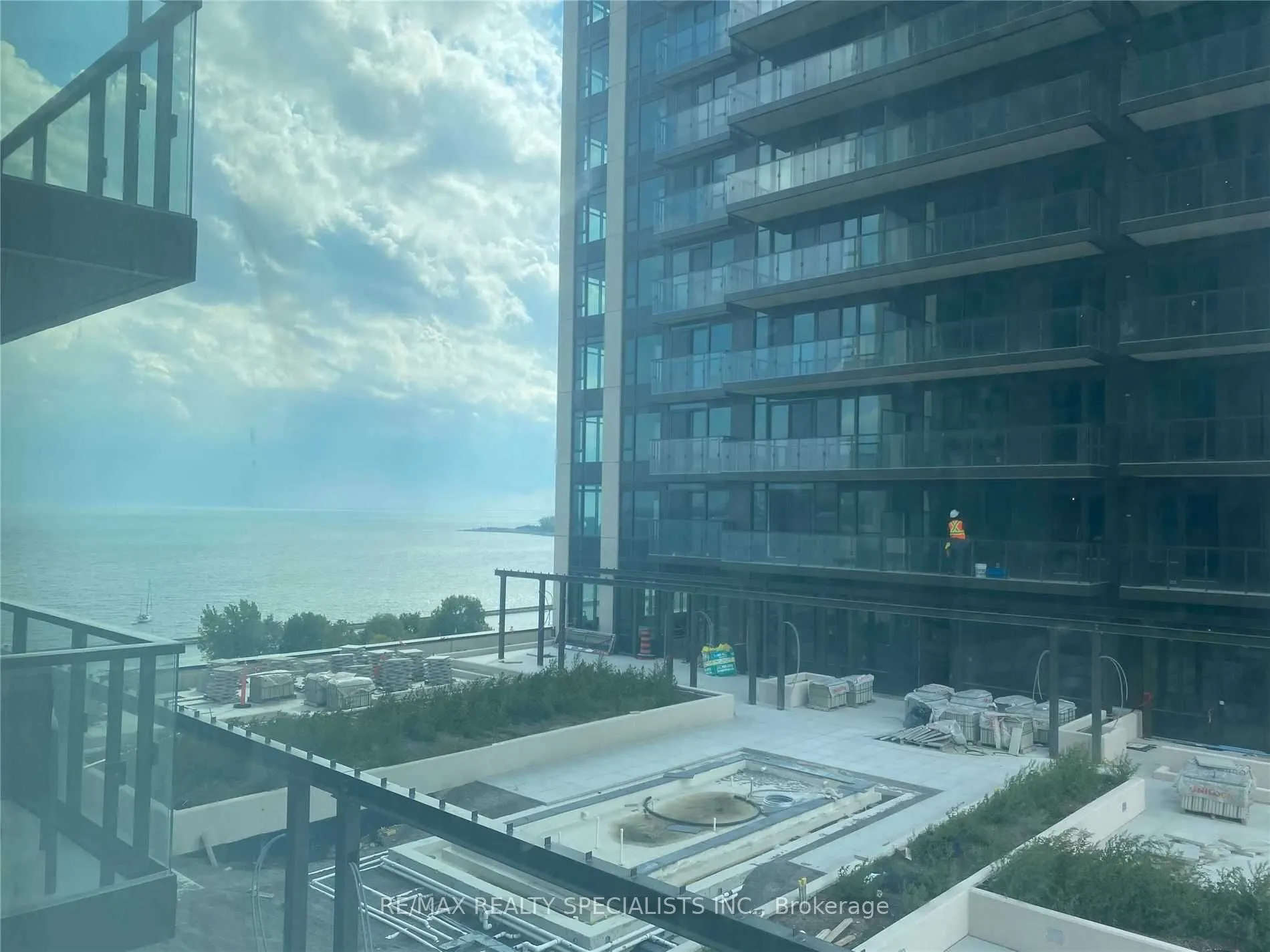 1926 LAKESHORE Boulevard, #1215