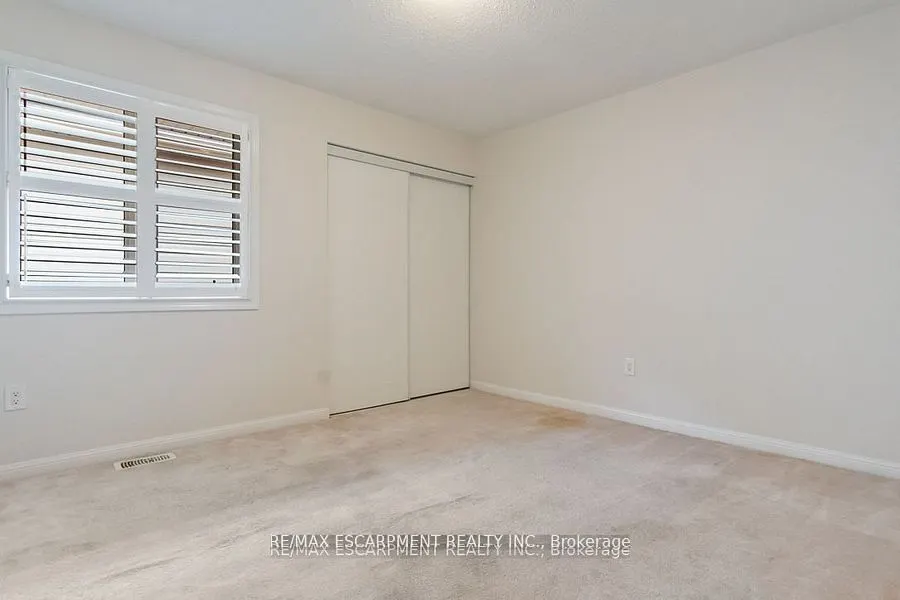 255 Monaghan Crescent E