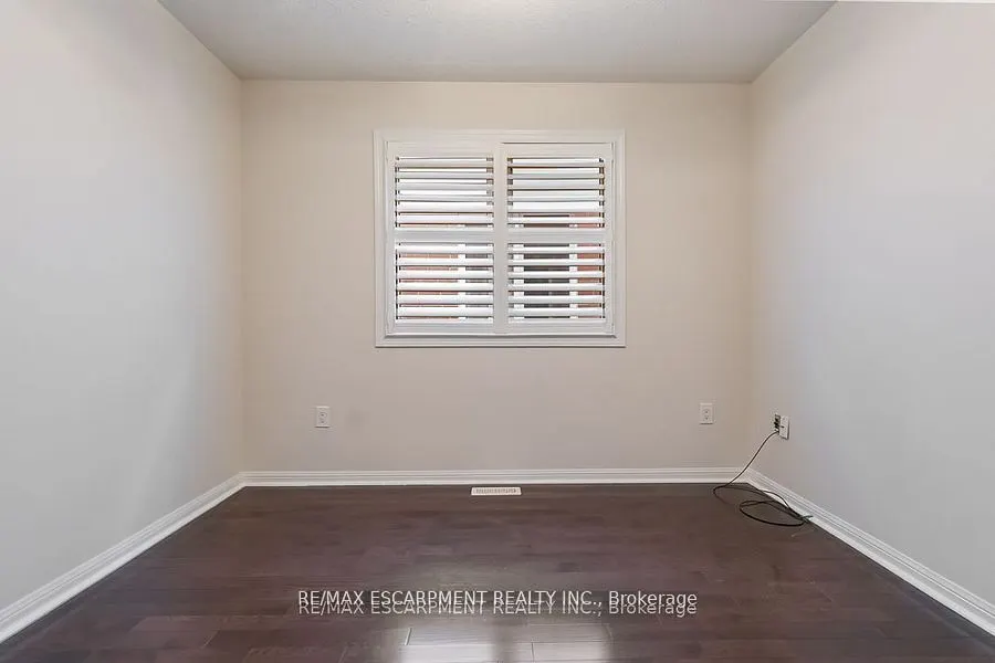 255 Monaghan Crescent E