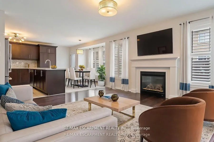 255 Monaghan Crescent E