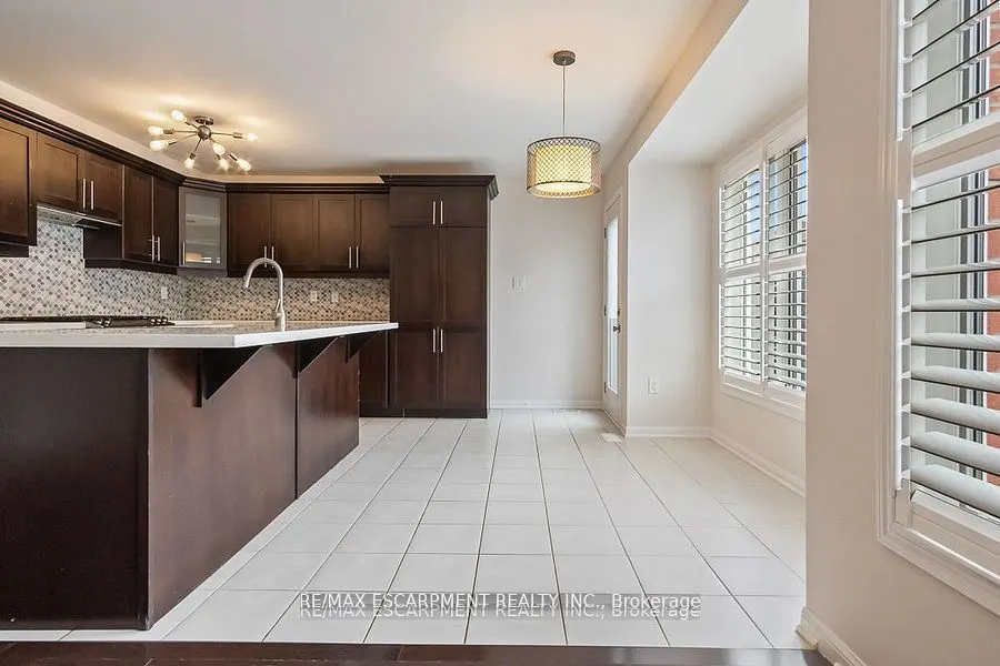 255 Monaghan Crescent E