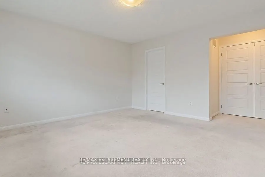 255 Monaghan Crescent E