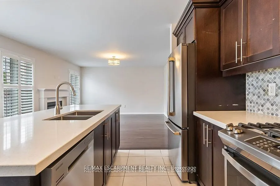 255 Monaghan Crescent E