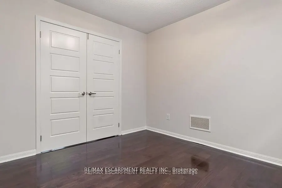255 Monaghan Crescent E