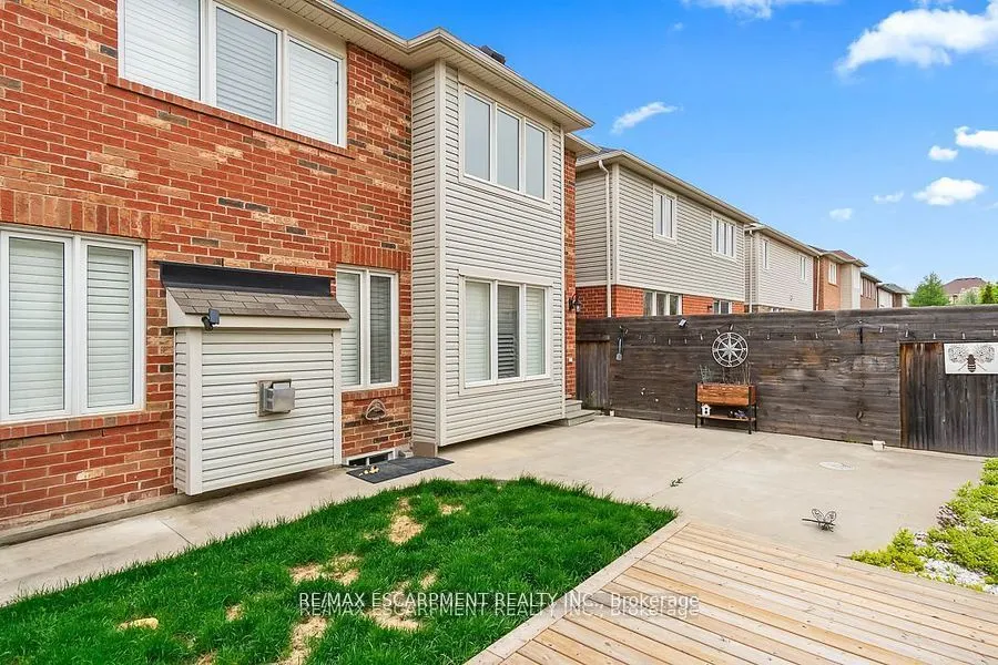 255 Monaghan Crescent E