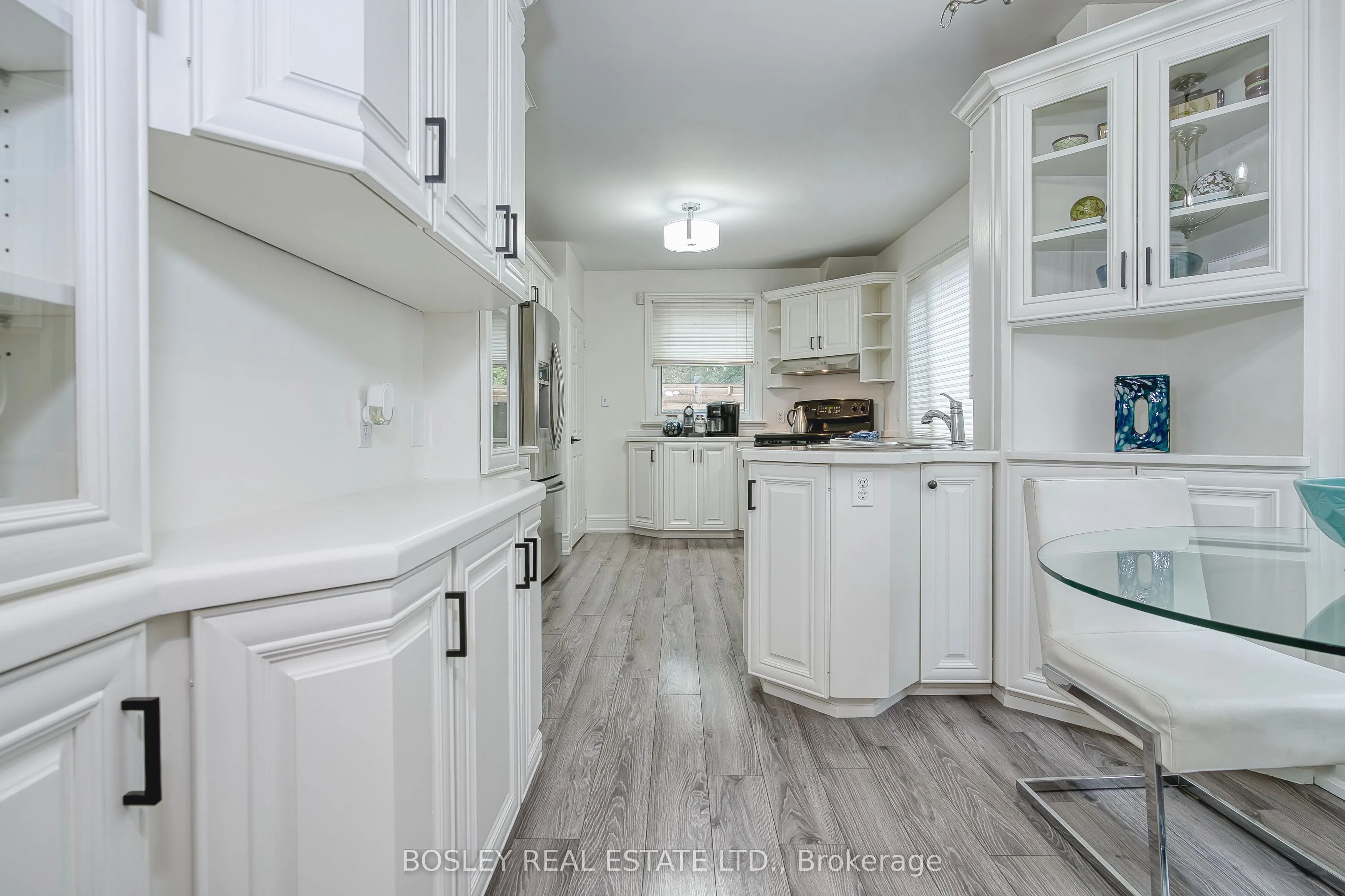 23 Farnsworth Drive