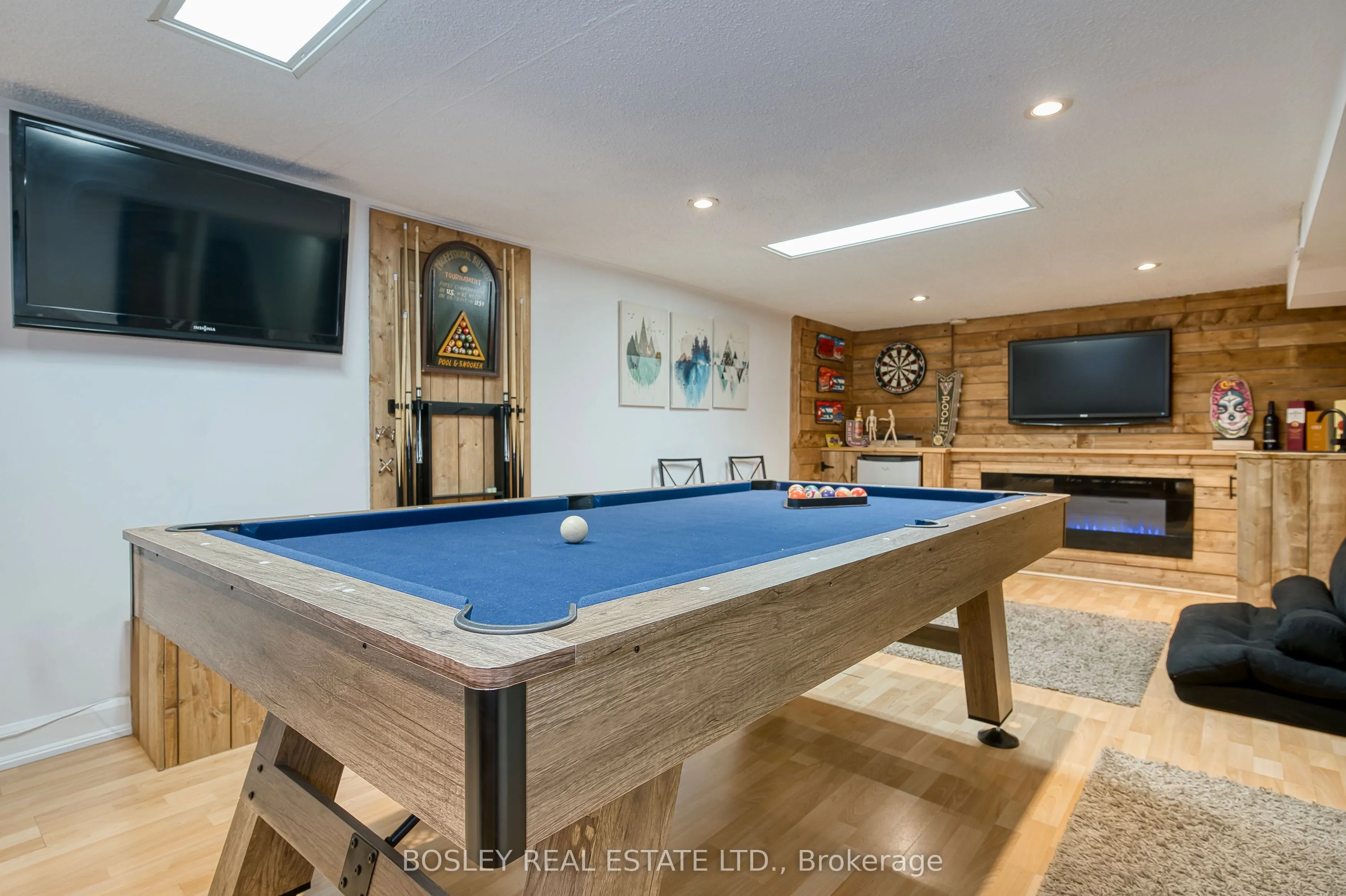 23 Farnsworth Drive