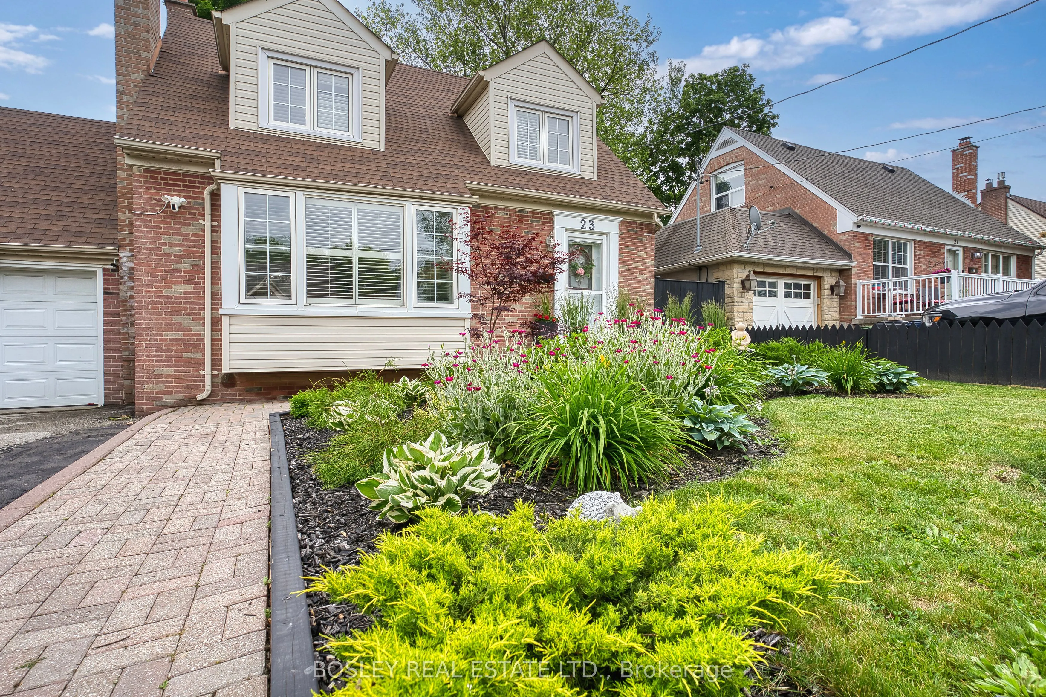 23 Farnsworth Drive