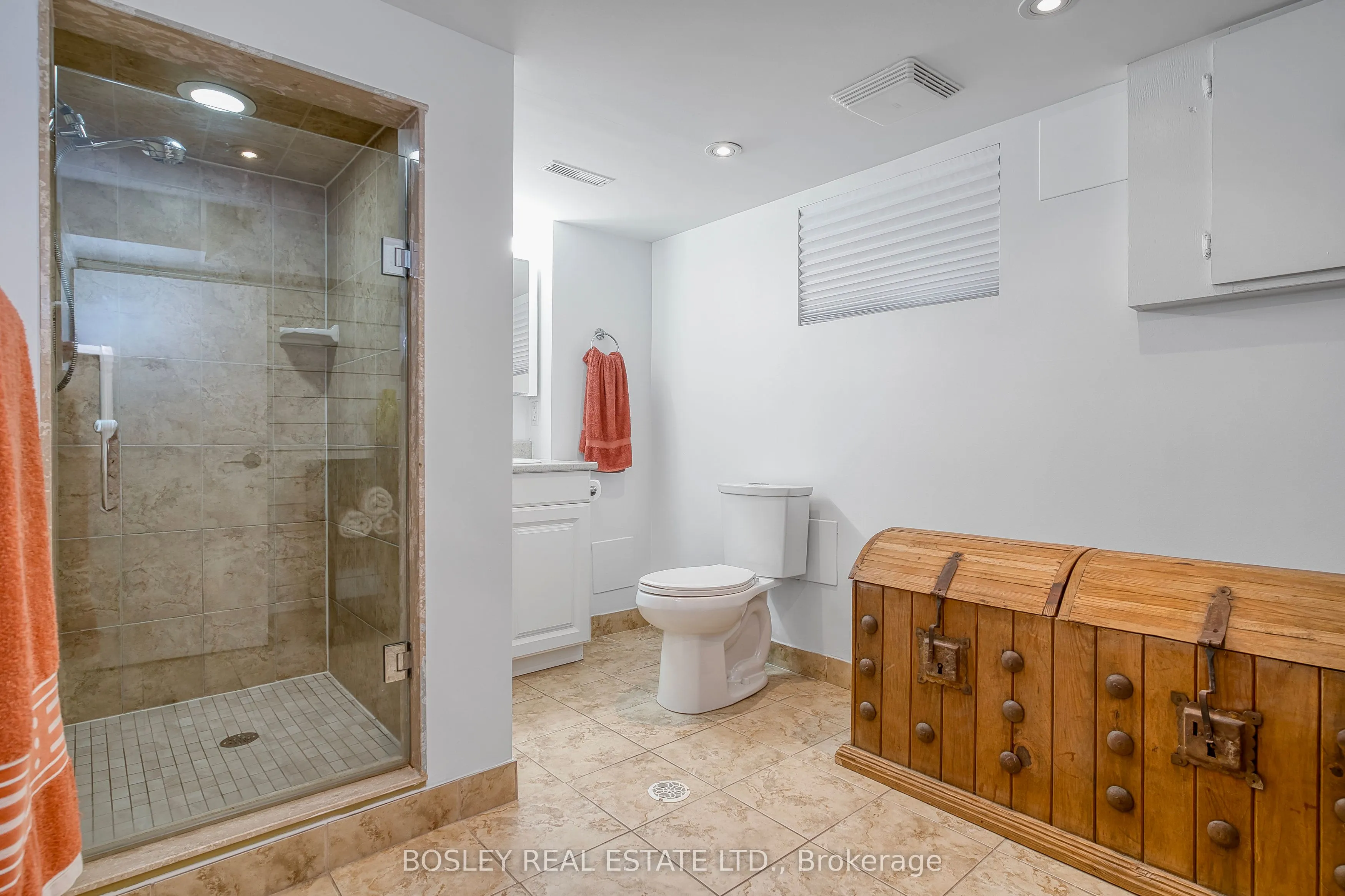 23 Farnsworth Drive