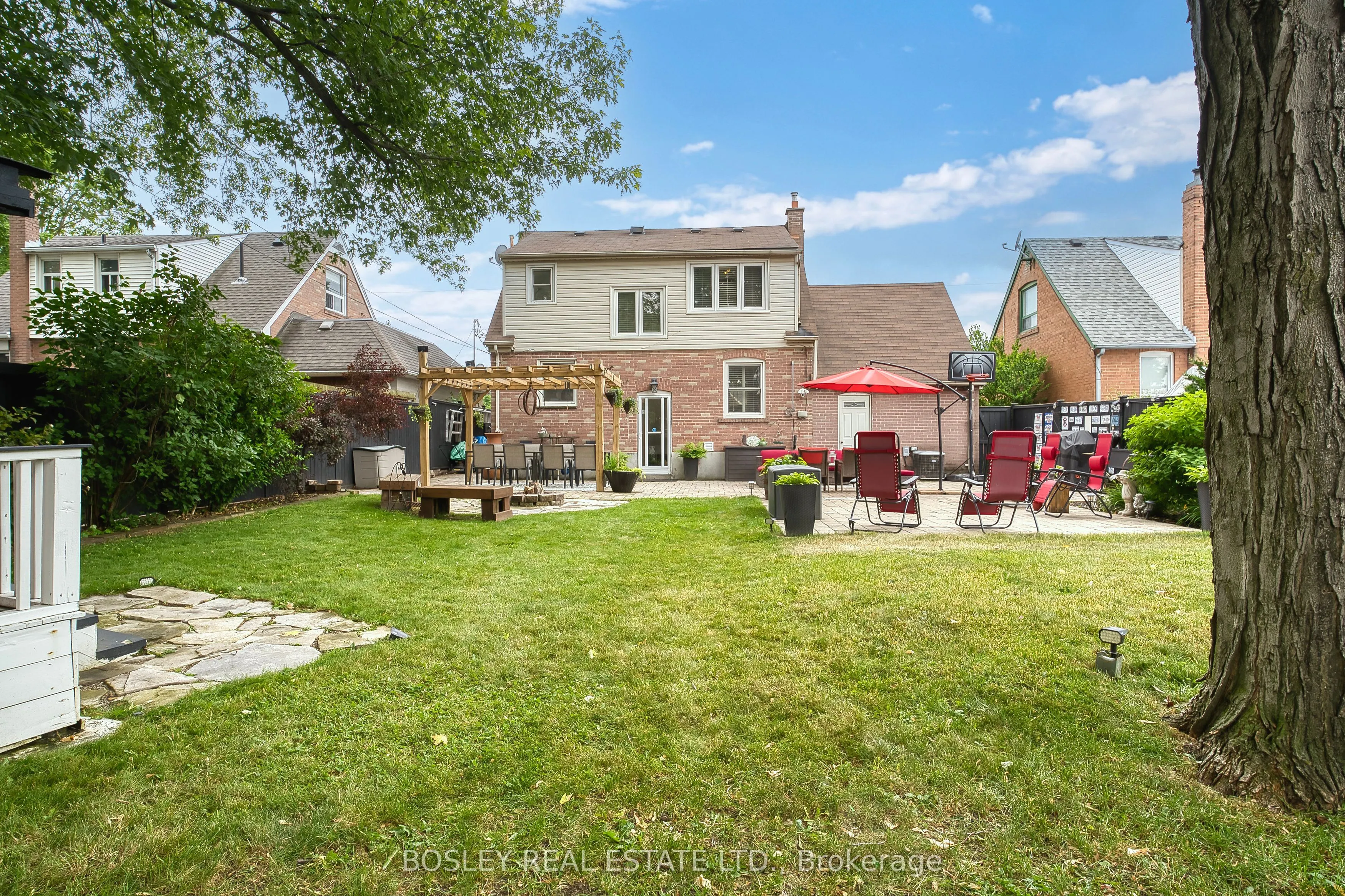 23 Farnsworth Drive