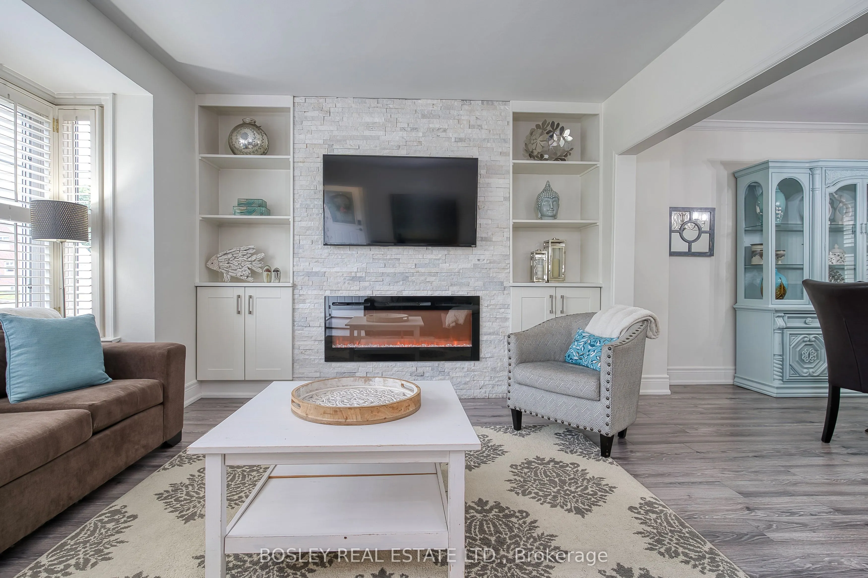 23 Farnsworth Drive