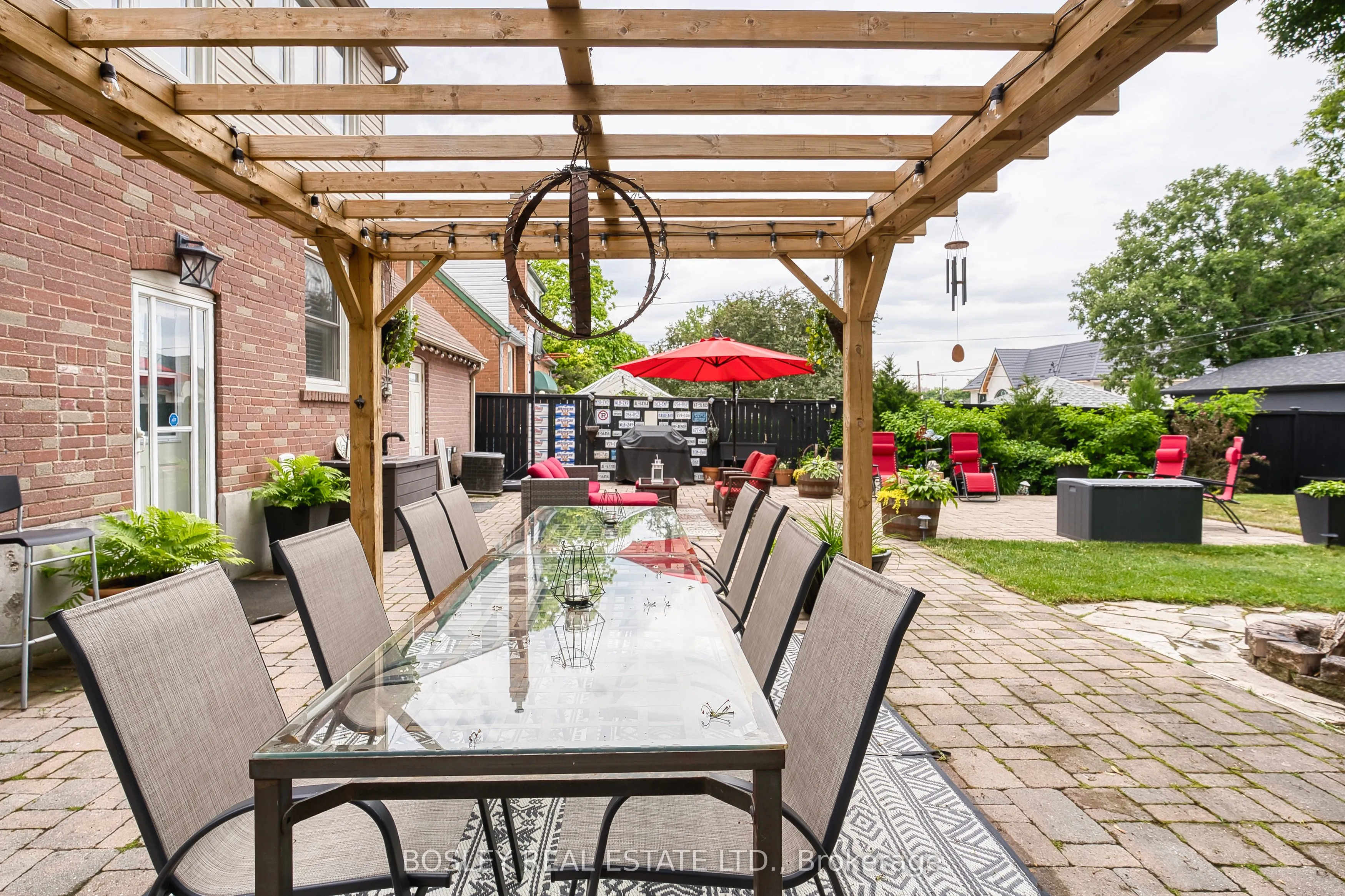 23 Farnsworth Drive