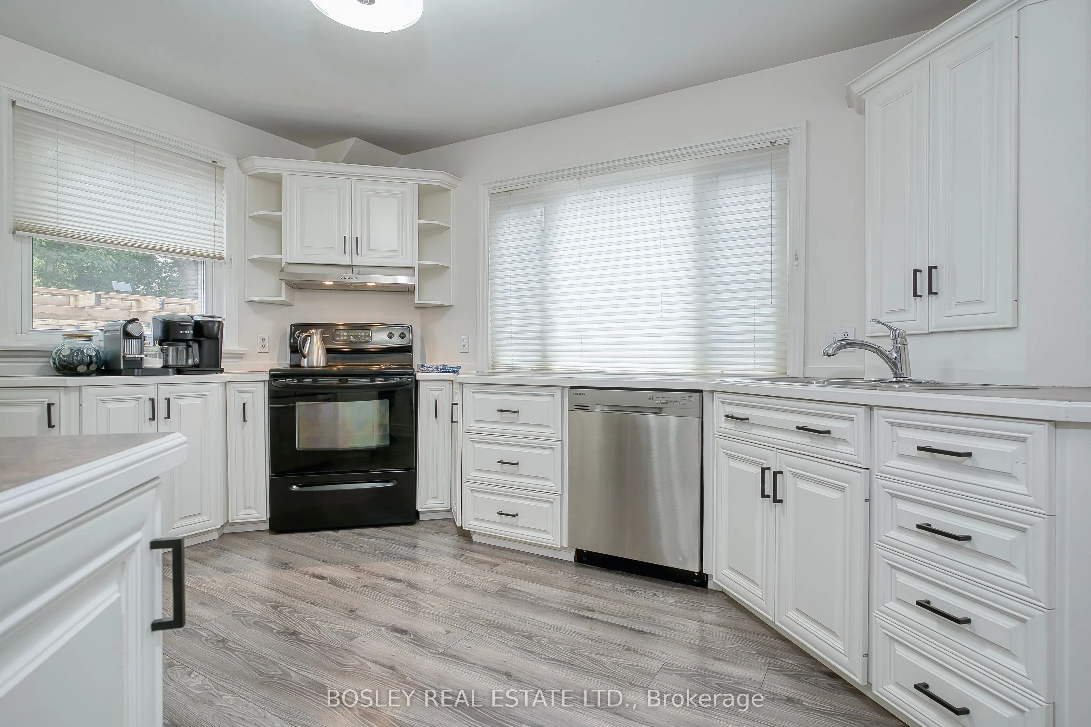 23 Farnsworth Drive