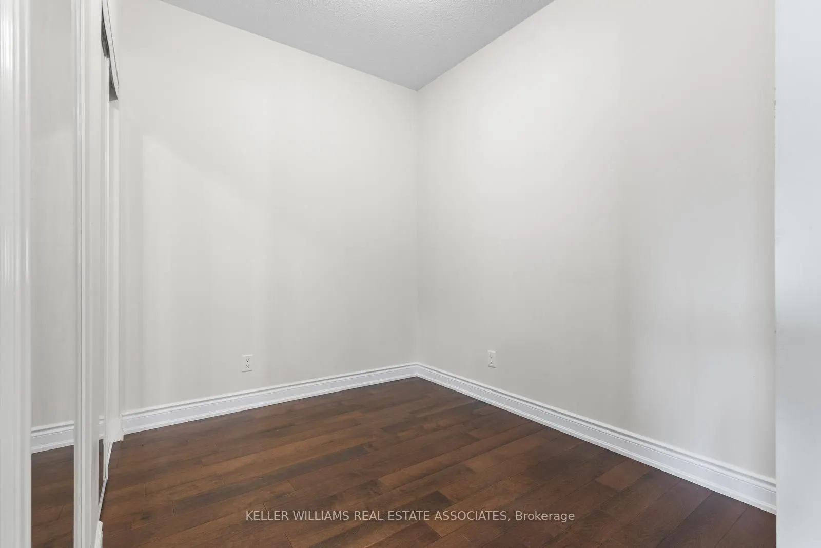 3170 Erin Mills Parkway, #333