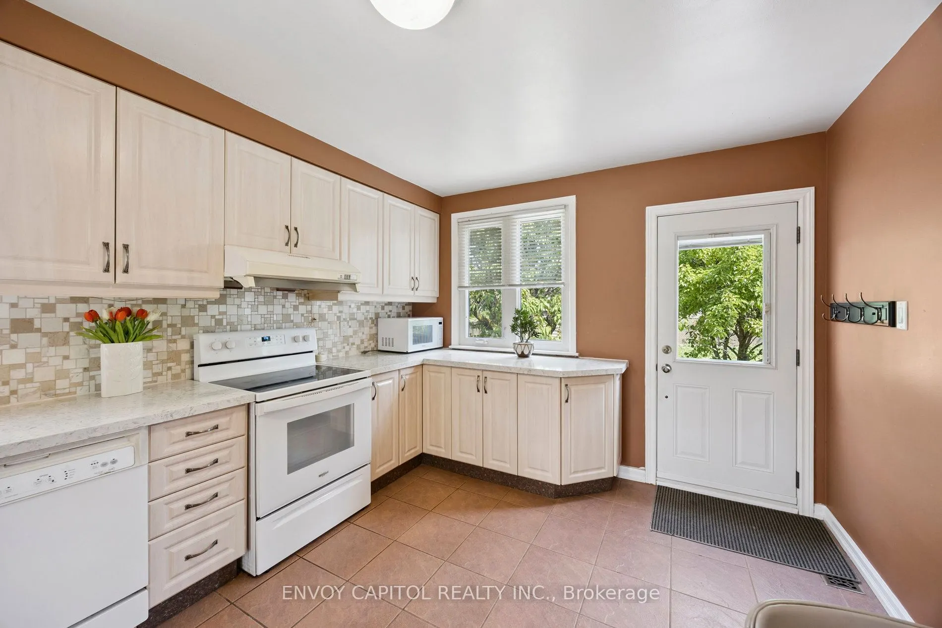 10 Wintergreen Road