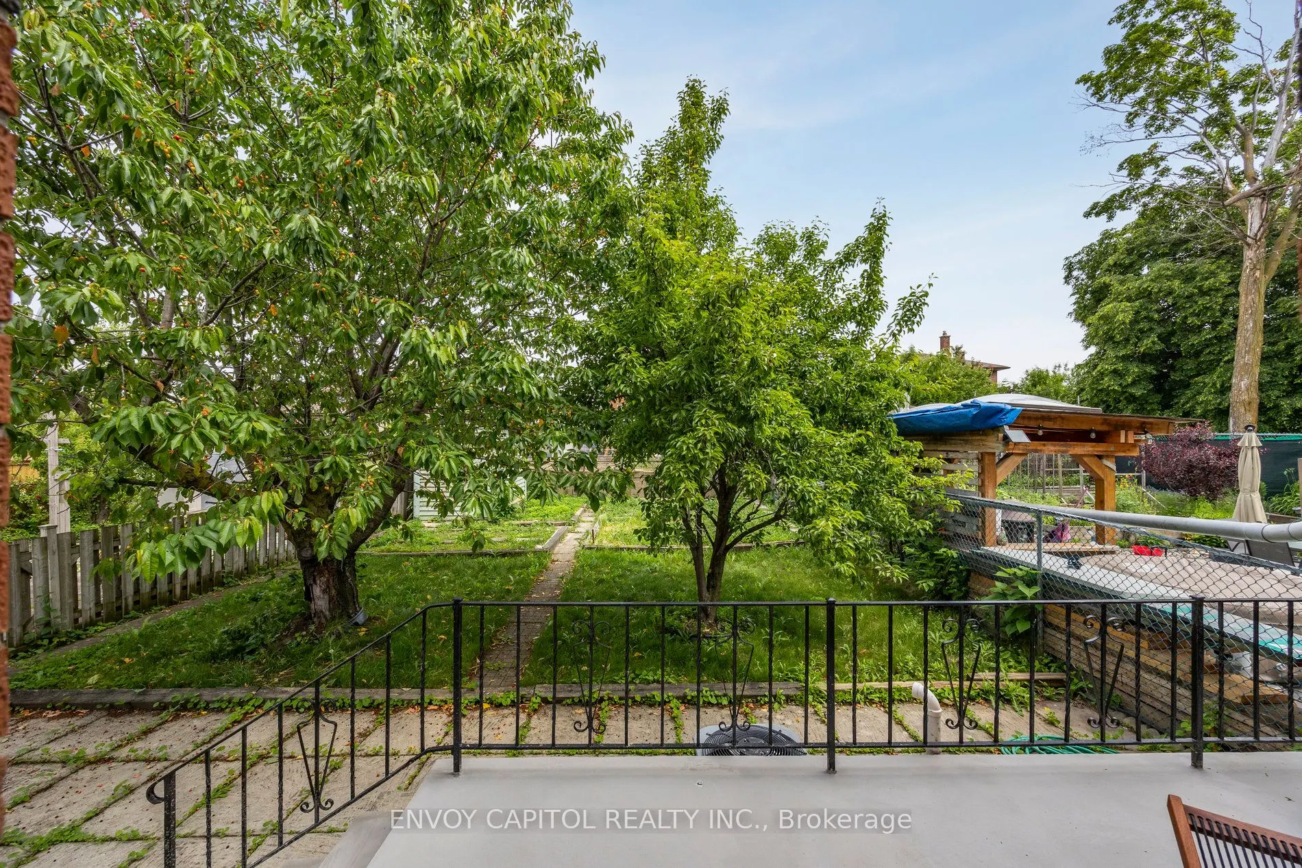 10 Wintergreen Road