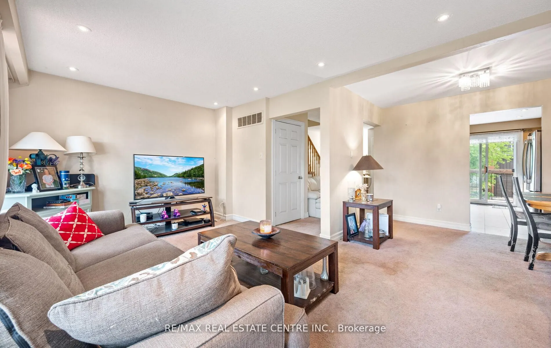 750 Burnhamthorpe Road E, #35