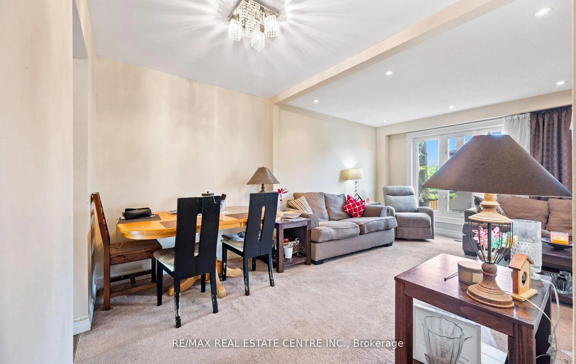 750 Burnhamthorpe Road E, #35