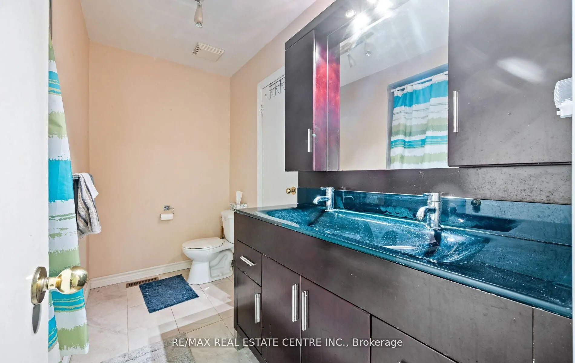 750 Burnhamthorpe Road E, #35