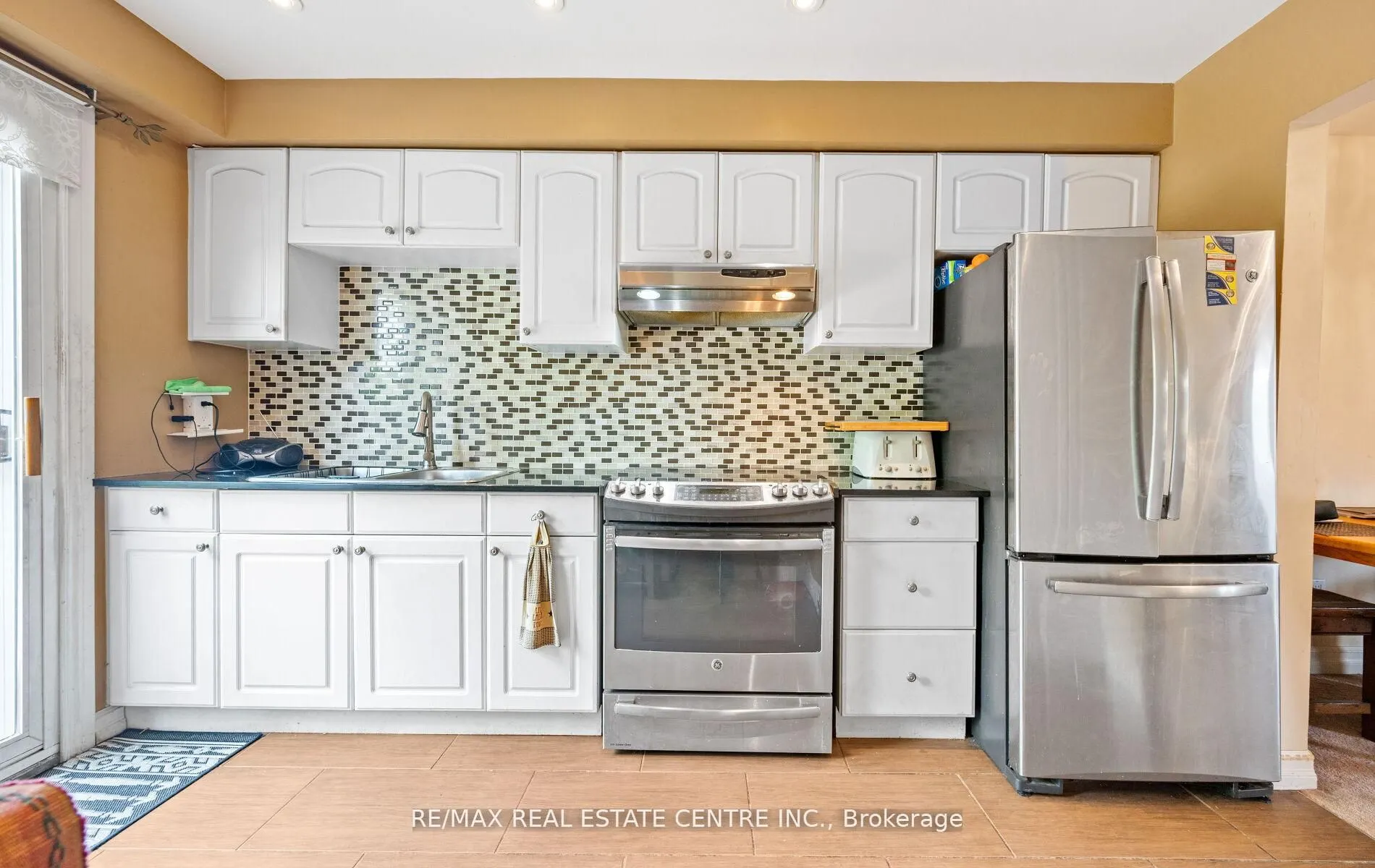 750 Burnhamthorpe Road E, #35