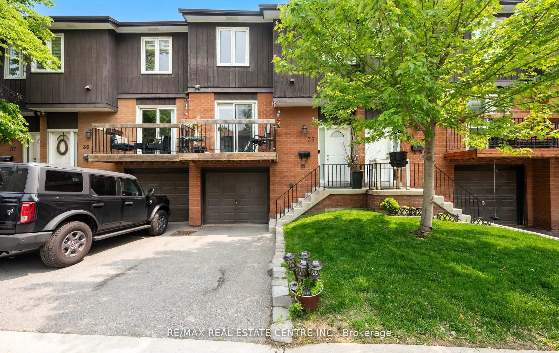750 Burnhamthorpe Road E, #35