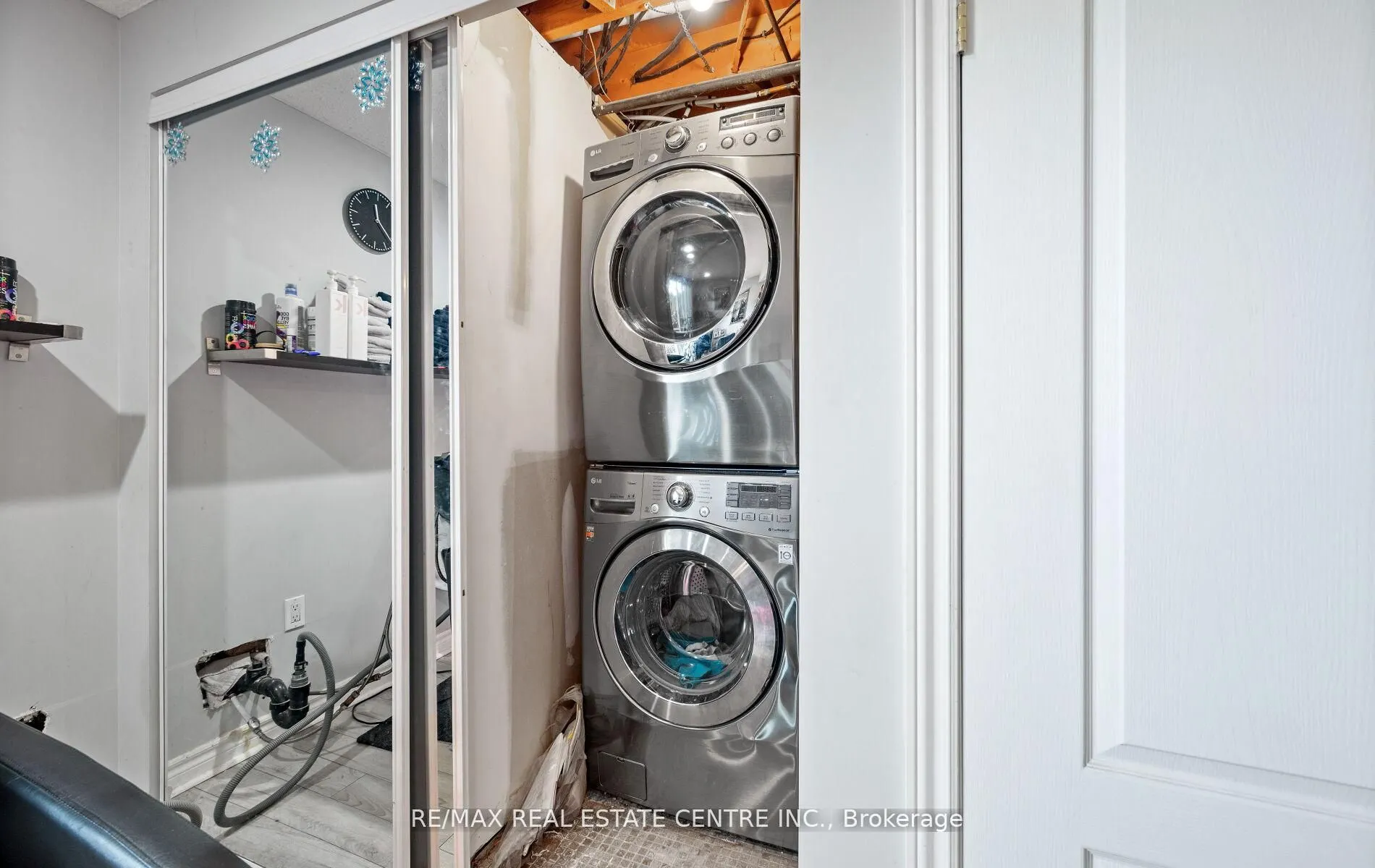 750 Burnhamthorpe Road E, #35