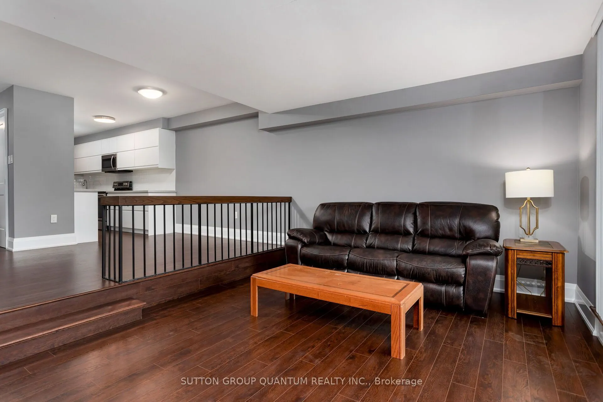 965 Inverhouse Drive, #211