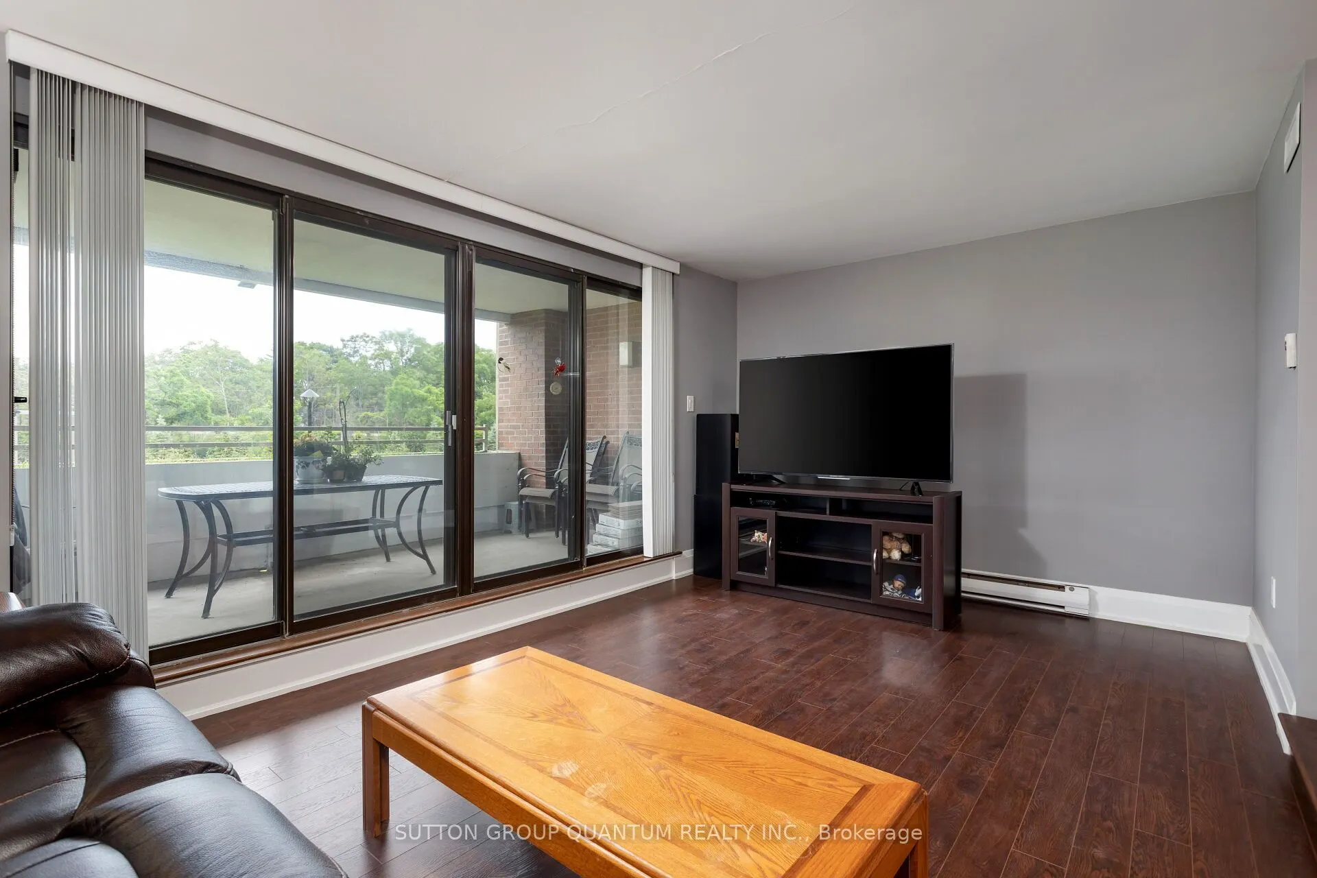 965 Inverhouse Drive, #211