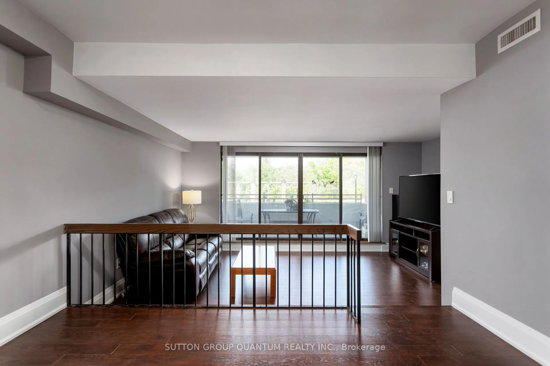 965 Inverhouse Drive, #211