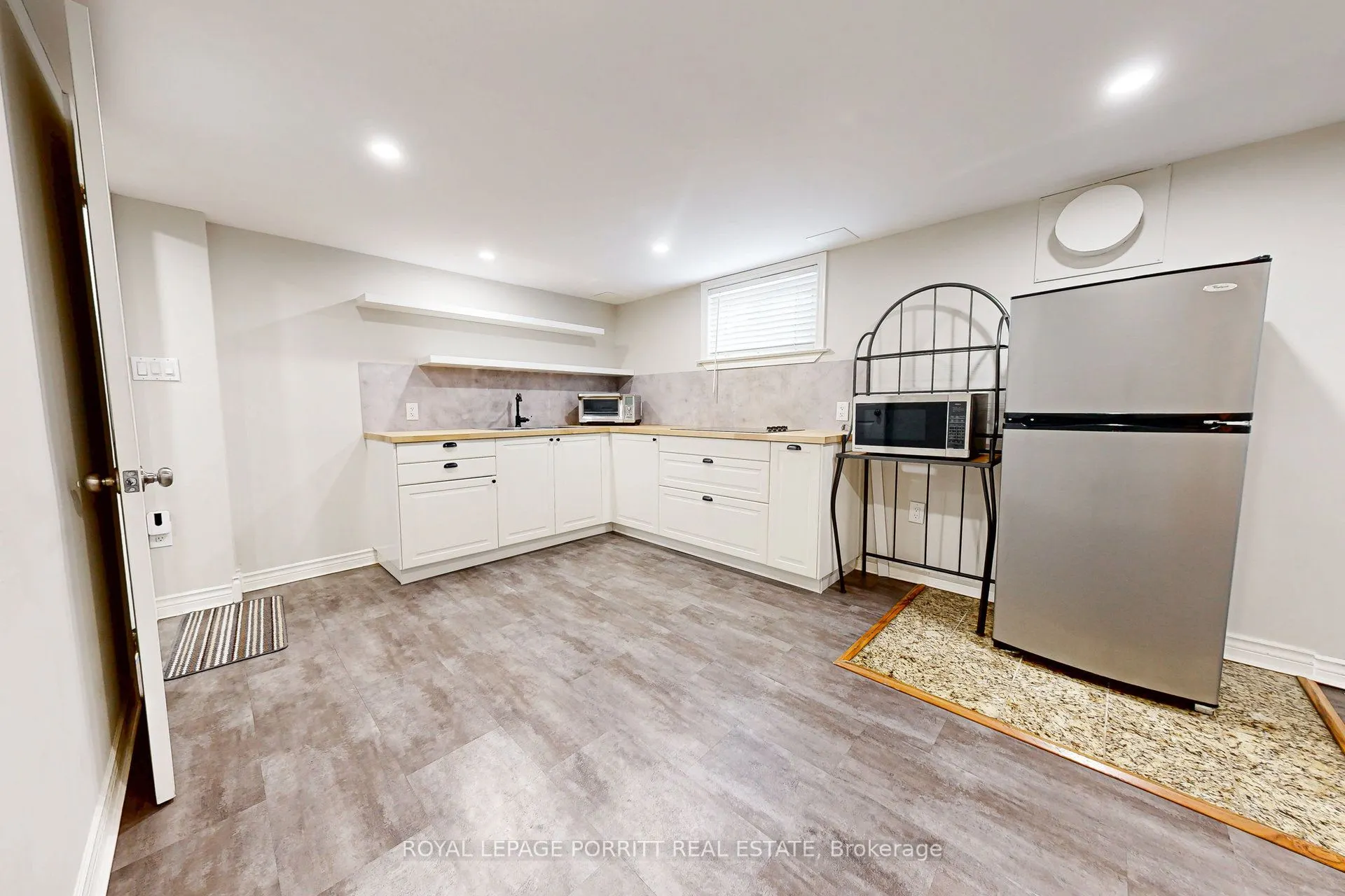 73 Gort Avenue, #B
