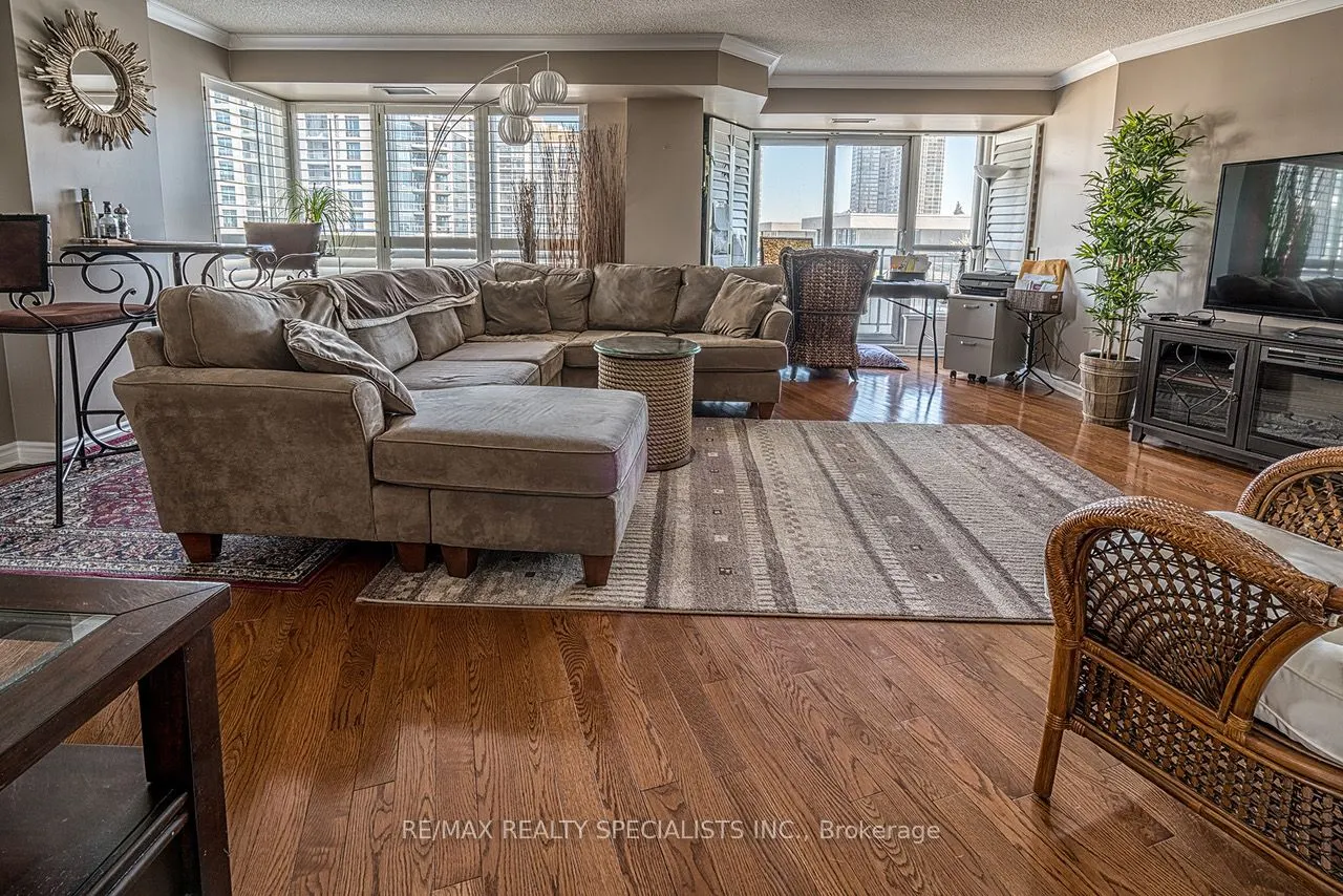 2111 Lake Shore Boulevard, #1518