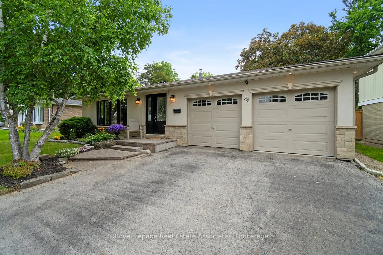 34 Irwin Crescent