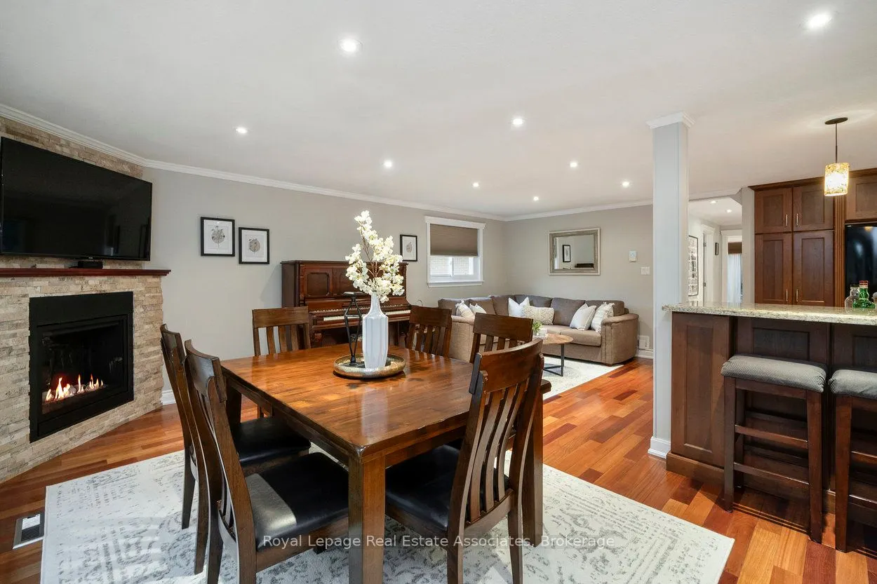 34 Irwin Crescent