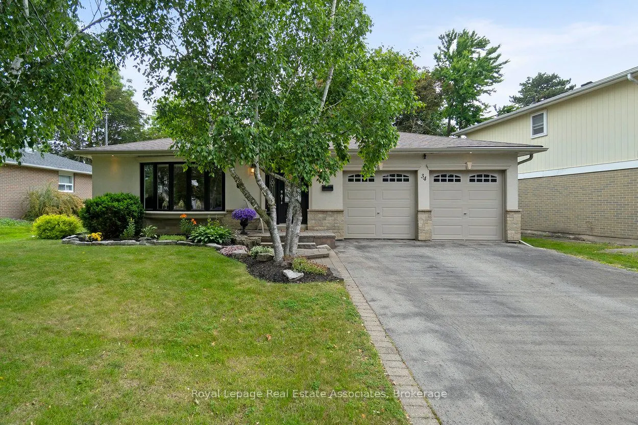 34 Irwin Crescent