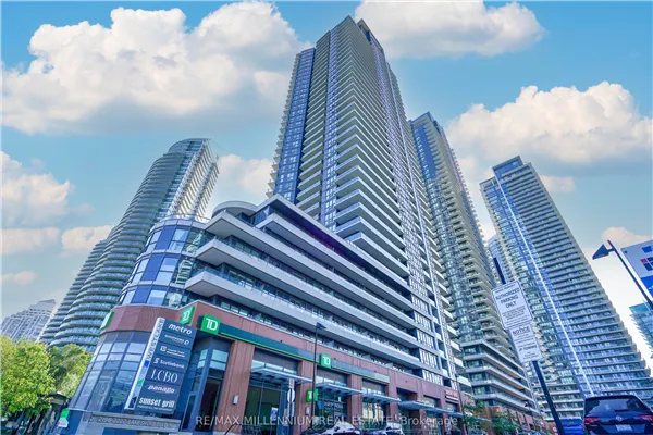 2212 Lake Shore Boulevard W