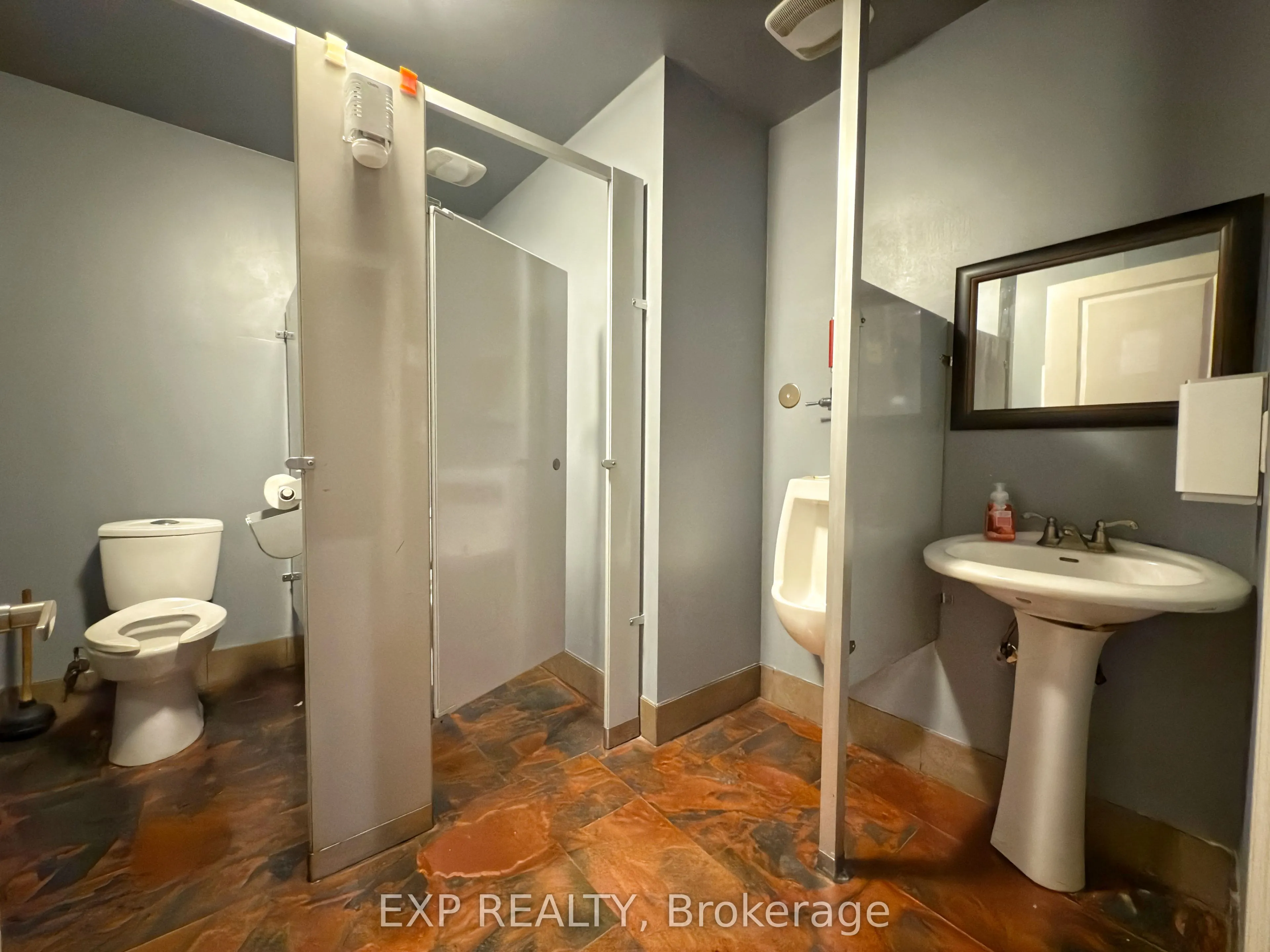 438 Kerr Street, #5