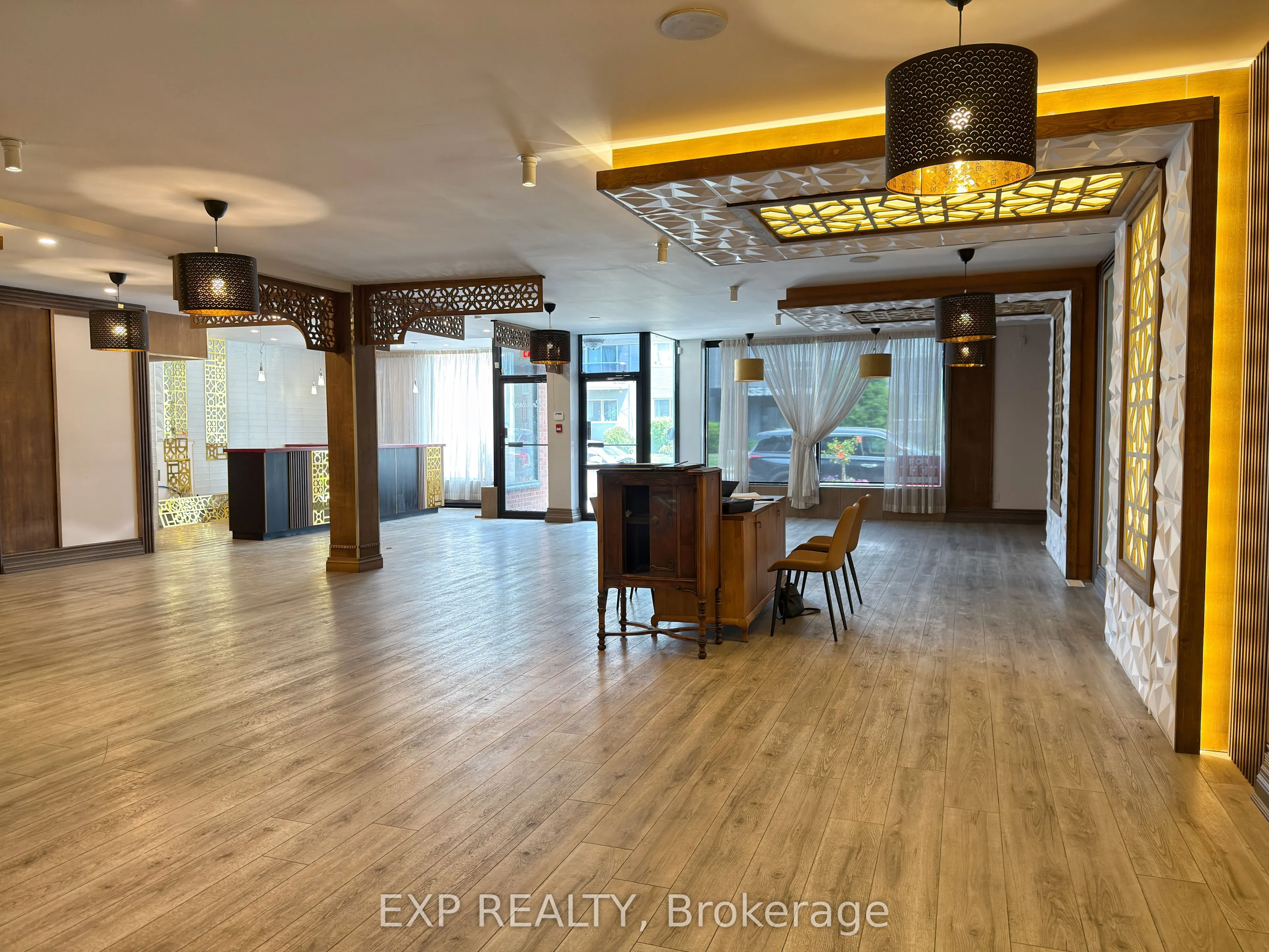 438 Kerr Street, #5