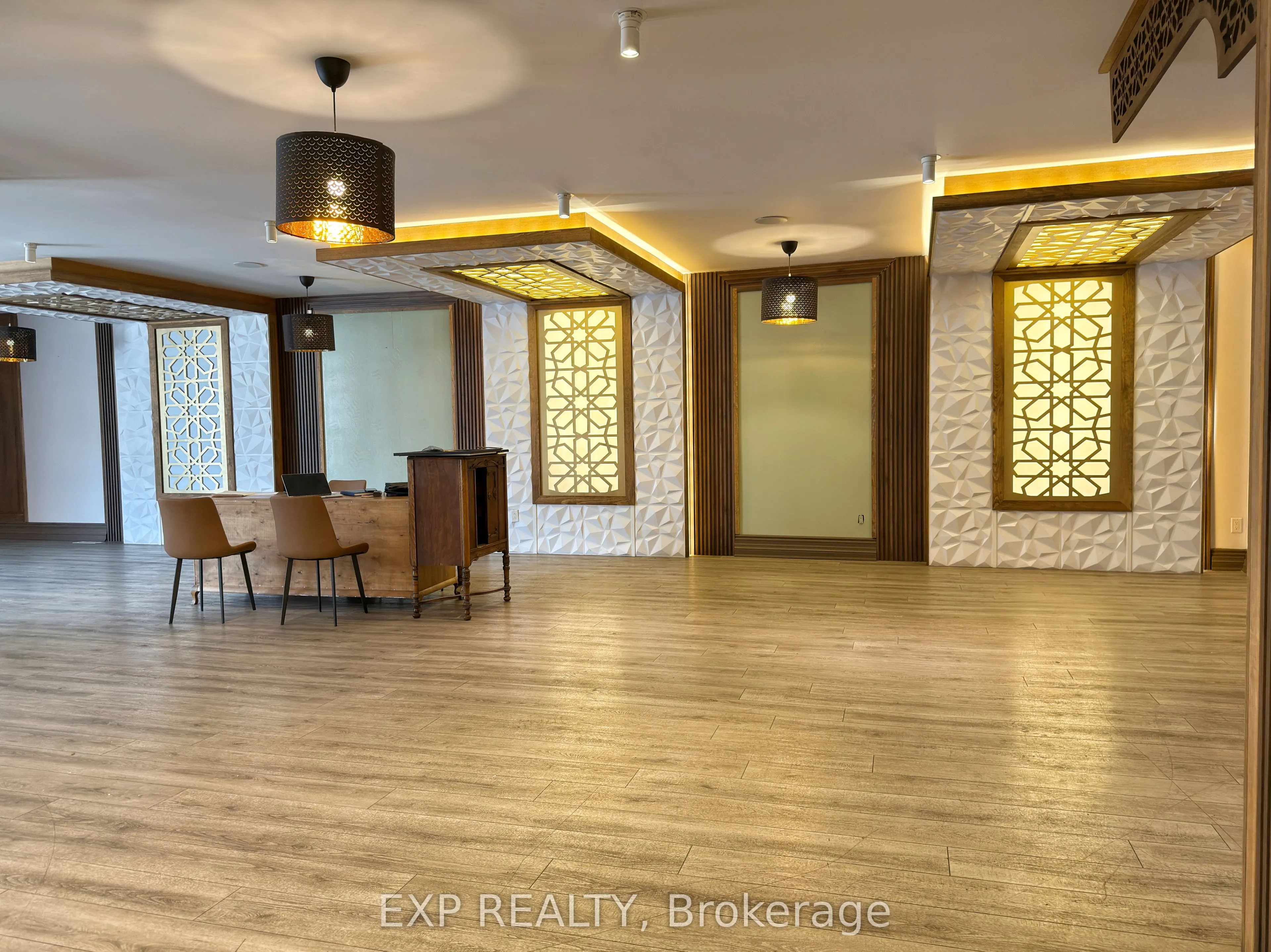 438 Kerr Street, #5