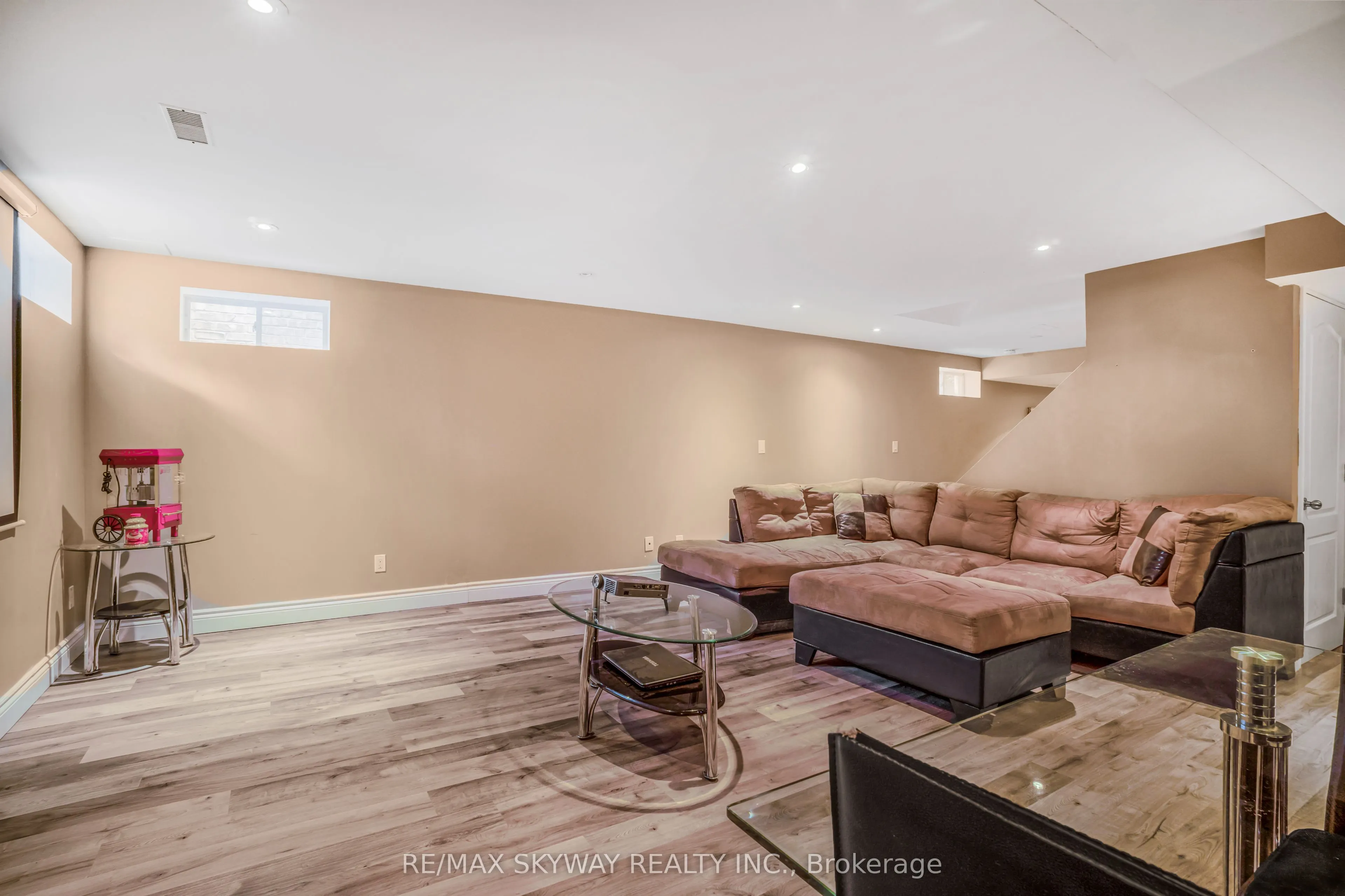 15 Tokara Avenue