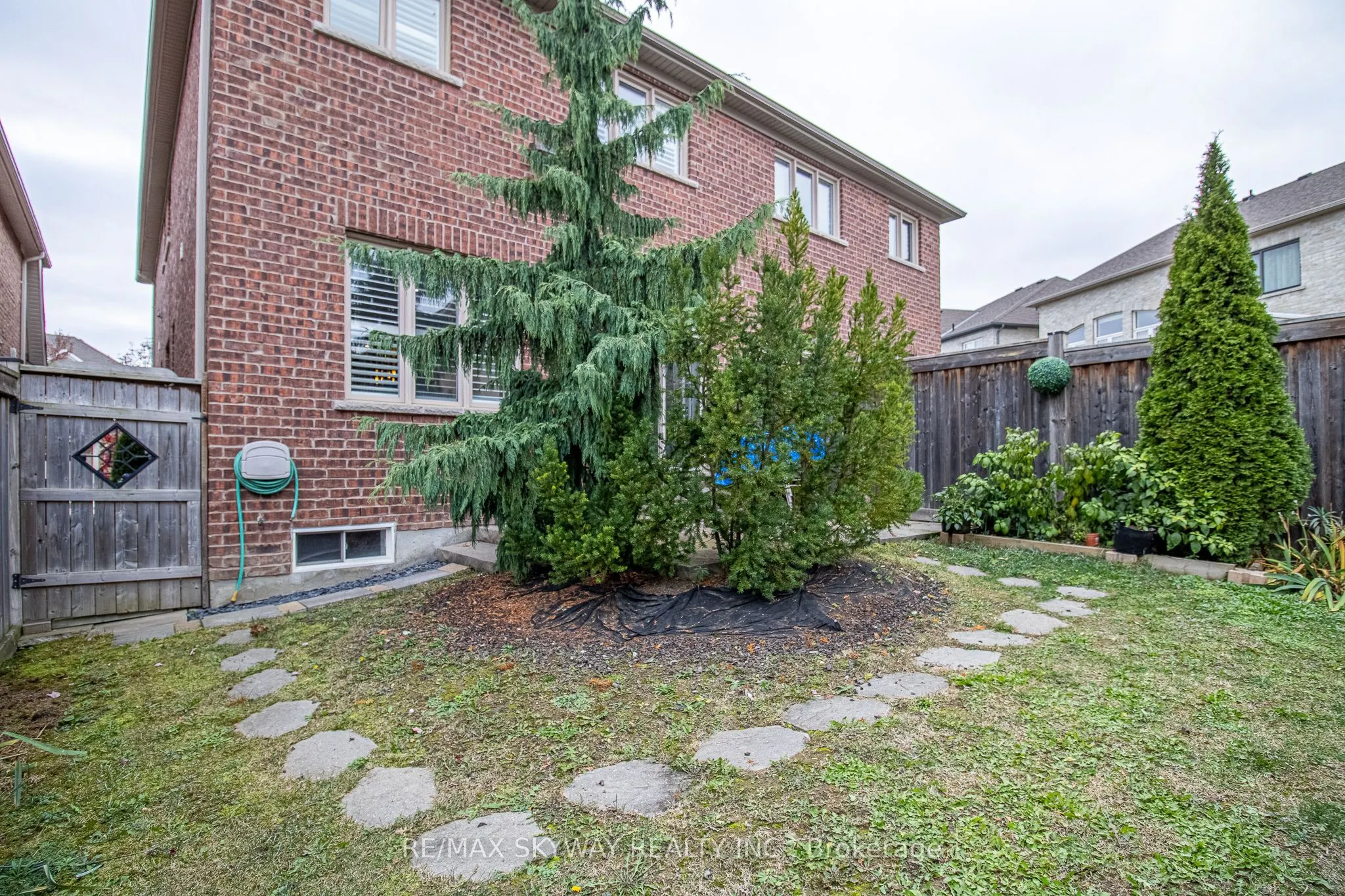 15 Tokara Avenue